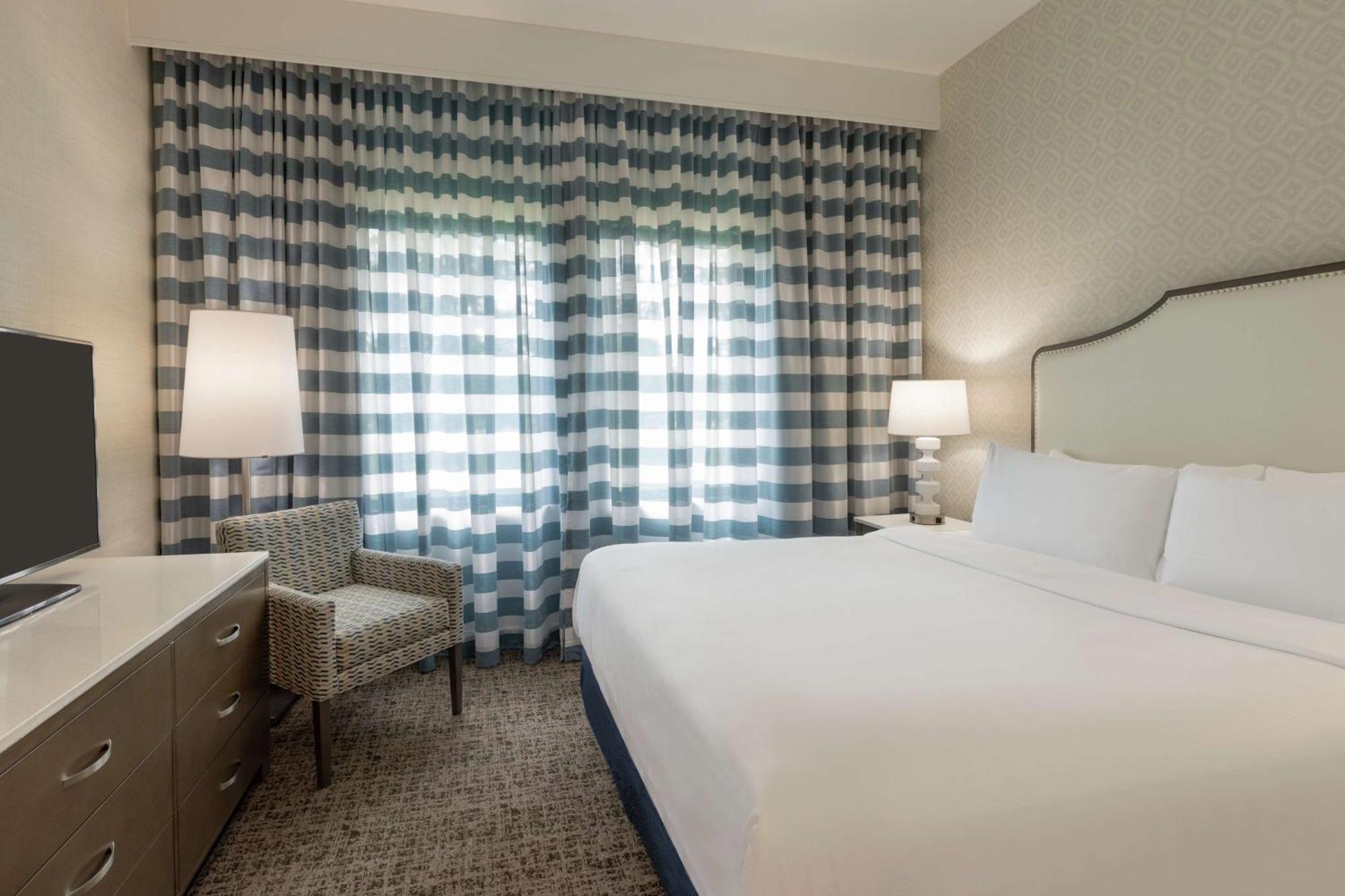 Embassy Suites By Hilton Philadelphia Valley Forge Wayne Exteriér fotografie