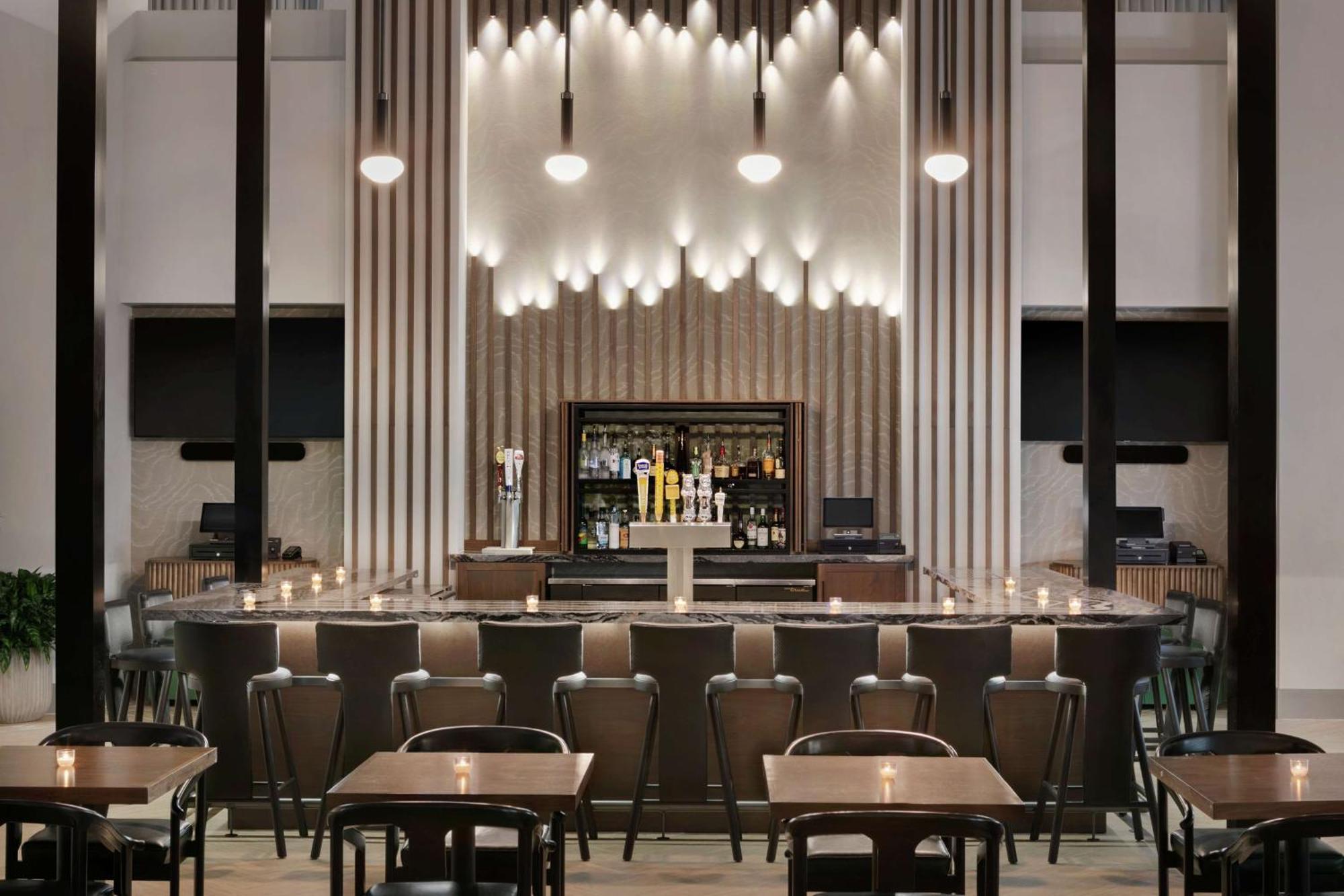 Embassy Suites By Hilton Philadelphia Valley Forge Wayne Exteriér fotografie