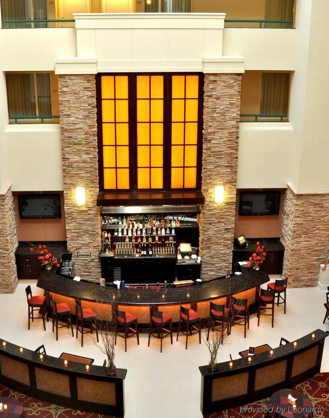 Embassy Suites By Hilton Philadelphia Valley Forge Wayne Restaurace fotografie